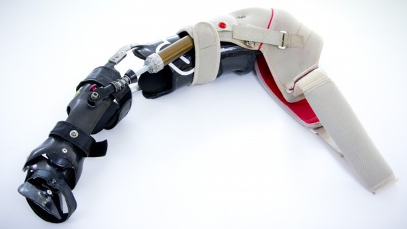 arm brace 800x450